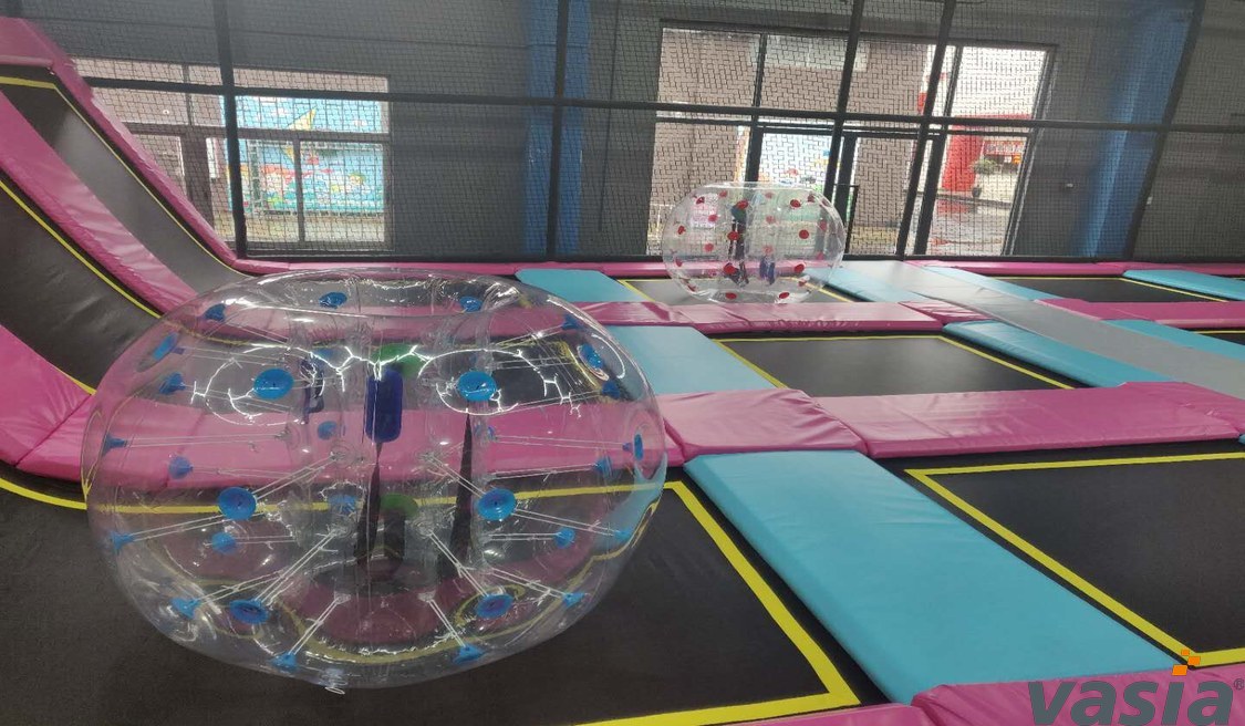 Why could we choose indoor trampoline park as a good way for team building?