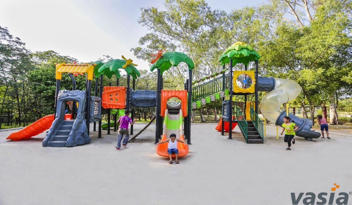 How to make an interesting child outdoor playground design?