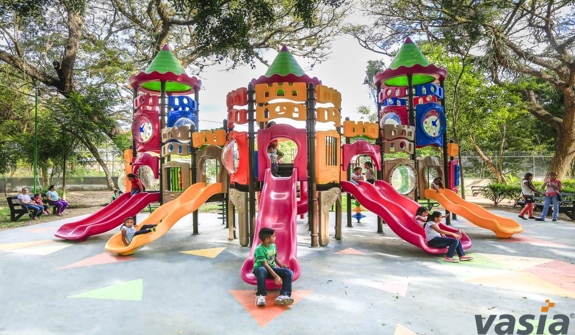Why Is Color of Outdoor Playground So Important For Children?
